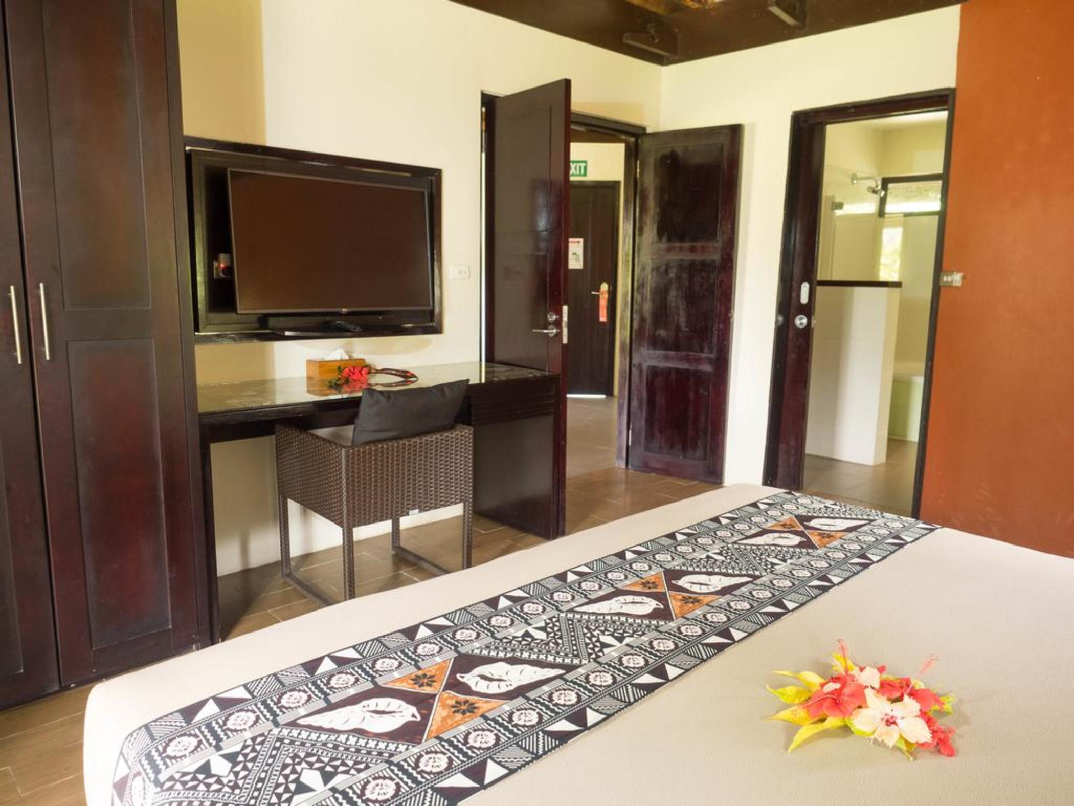 Uprising Beach Resort Pacific Harbour Bagian luar foto