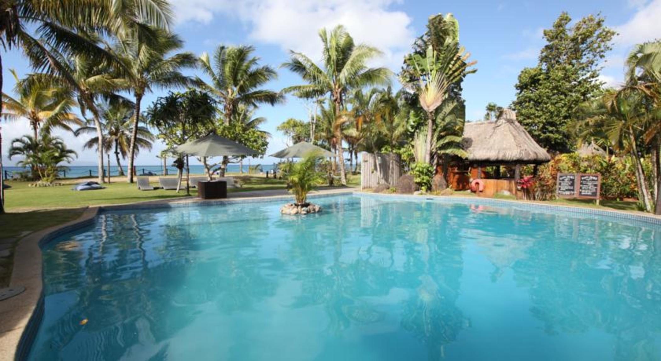 Uprising Beach Resort Pacific Harbour Bagian luar foto