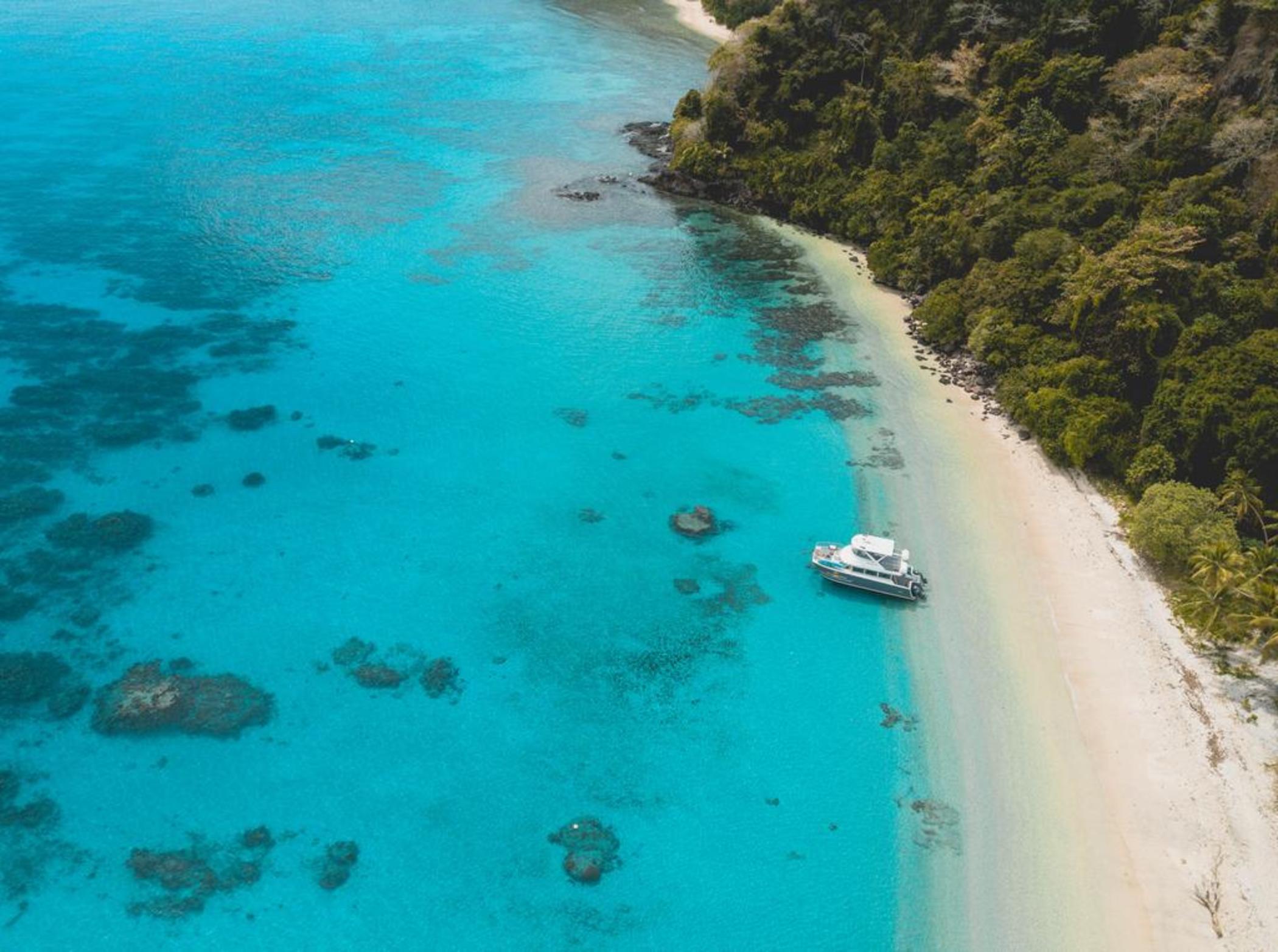 Uprising Beach Resort Pacific Harbour Bagian luar foto