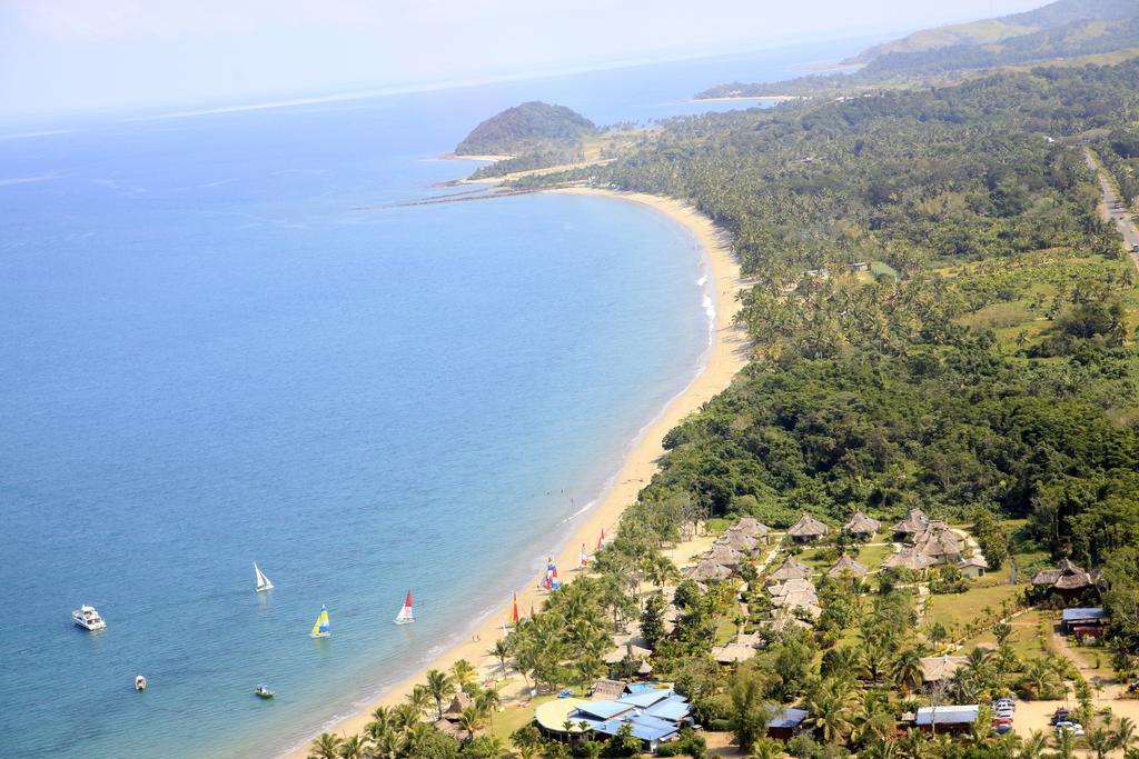 Uprising Beach Resort Pacific Harbour Bagian luar foto