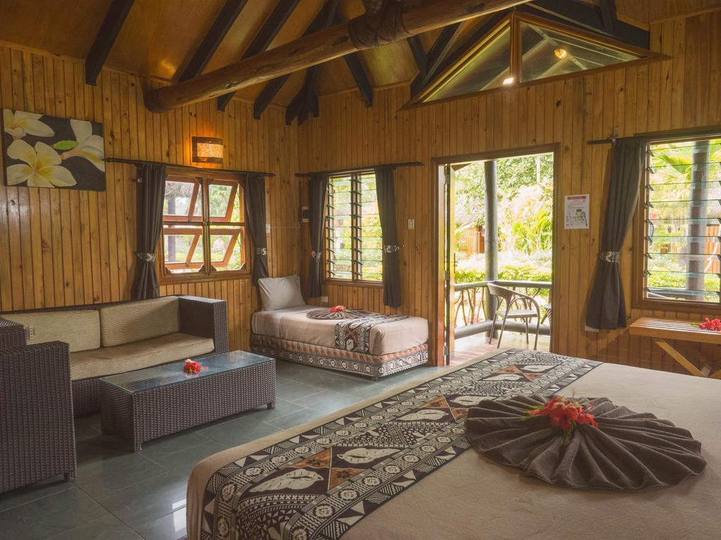 Uprising Beach Resort Pacific Harbour Bagian luar foto
