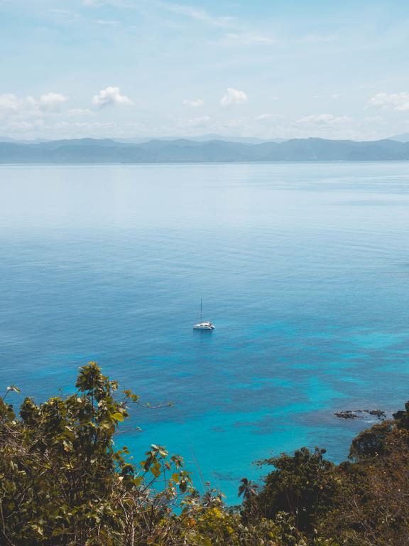 Uprising Beach Resort Pacific Harbour Bagian luar foto